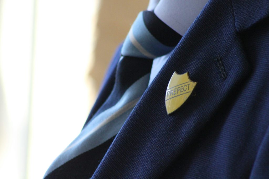 prefect school uniform bade